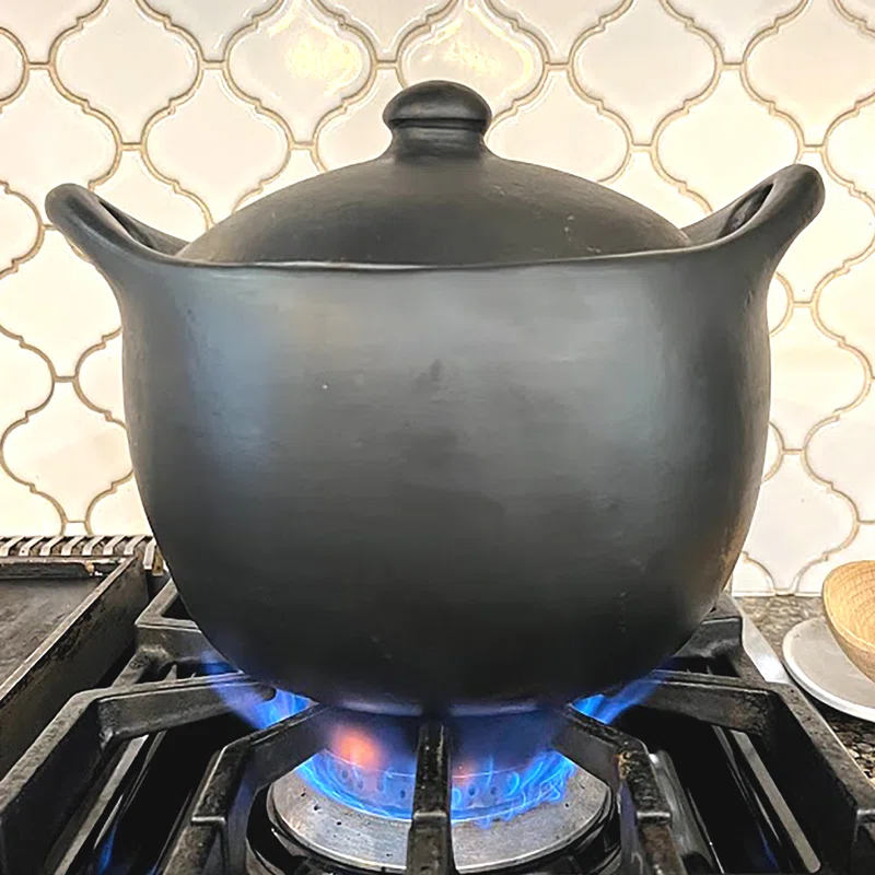 Ancient Cookware 4 Quarts Terracotta Round Dutch Oven