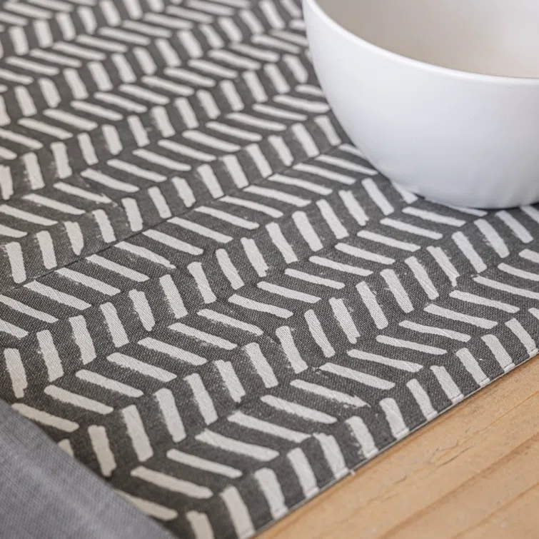 over&back Hand-Blocked Table Runner