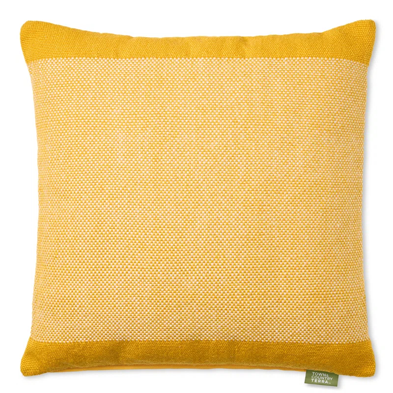 Town & Country Living TOWN & COUNTRY TERRA Alara Solid Border Indoor Outdoor Decorative Pillow