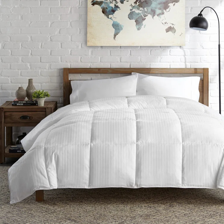 Eddie Bauer Eddie Bauer All Season Polyester Down Alternative Comforter