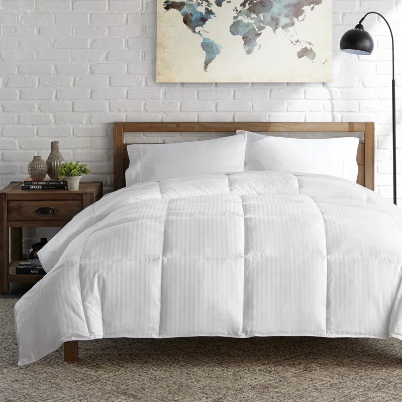 Eddie Bauer Eddie Bauer All Season Polyester Down Alternative Comforter