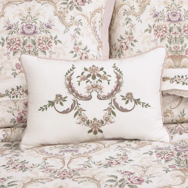 Royal Court Amagansett Decorative Throw Pillow