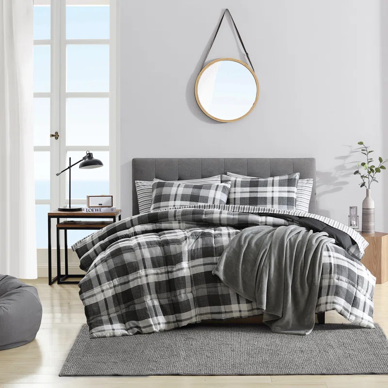 Nautica Nautica Crossview Plaid Microsuede Blue Comforter Set