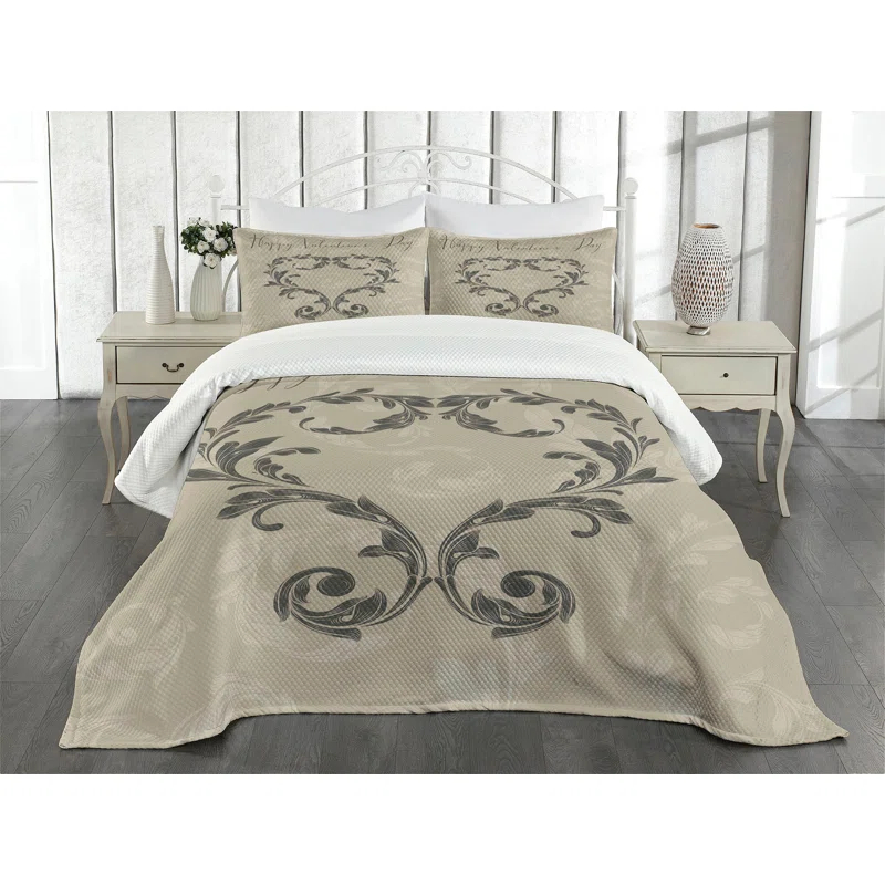 Ambesonne Ambesonne Victorian Bedspread Valentine's Day Taupe Taupe Tan