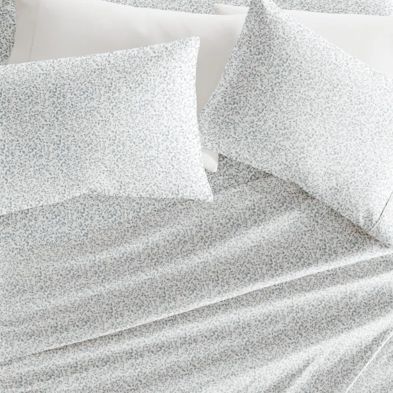 IEnjoy Home 4 Piece Sheet Set Patterned Microfiber Ultra Soft Bedding in Floral Dream