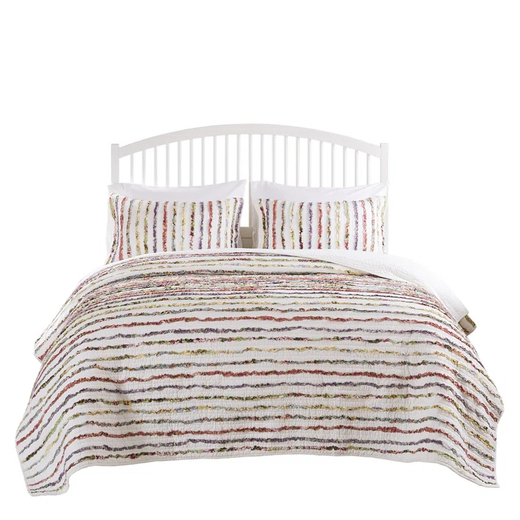 Greenland Home Fashions Bella Ruffle Cotton Modern Farmhouse Quilt Set & Reviews | Wayfair