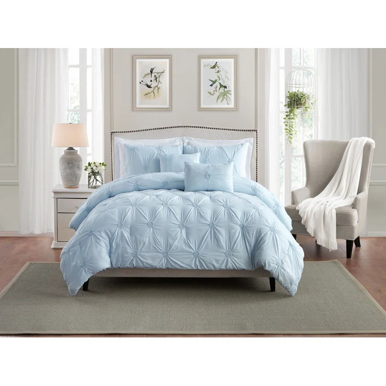 Swift Home Supreme Microfiber Floral Pintuck Microfiber 3-Piece Comforter Set