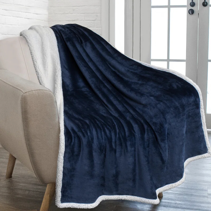 Pavilia Hand Woven Throw Blanket