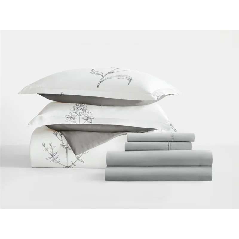 IEnjoy Home 8-Piece Reversible Bedding Bundle - Patterned Duvet Cover, Comforter Insert and Solid Sheet Set