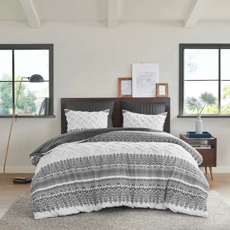 INK+IVY Mila Cotton Duvet Cover Set with Chenille Tufting