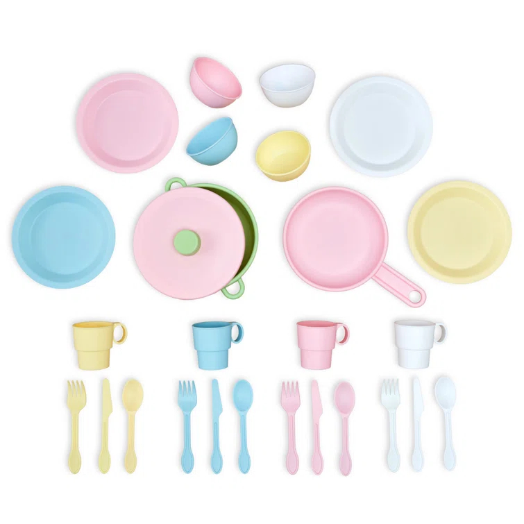 Play Dishes & Utensils Set