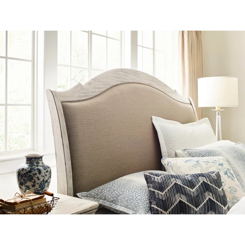 One Allium Way® Shaylene Upholstered Scalloped Bed