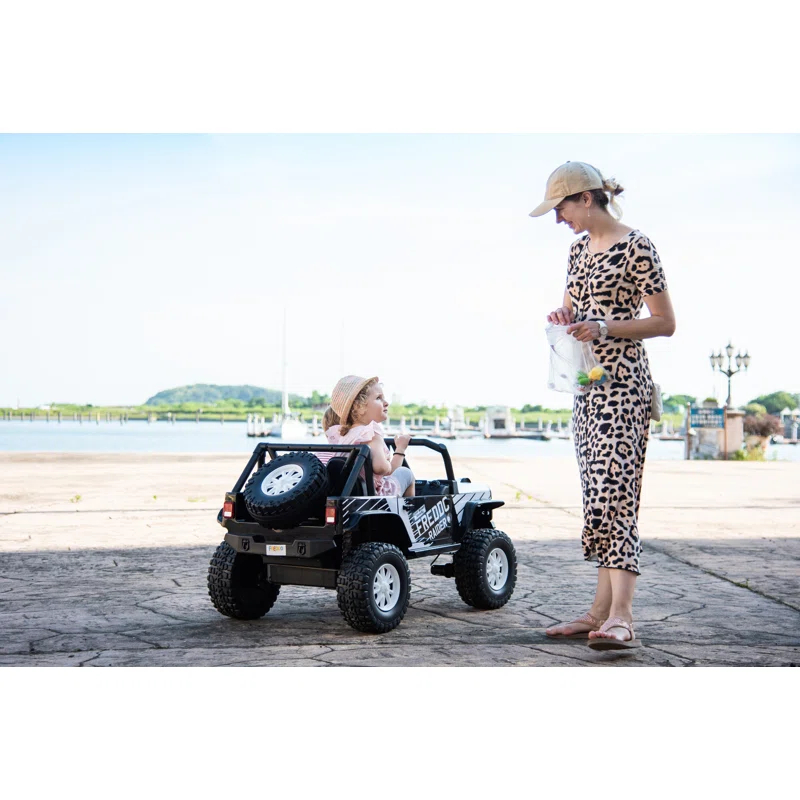 Freddo Freddo 24 Volt 2 Seater All-Terrain Vehicles Battery Powered Ride On Toy