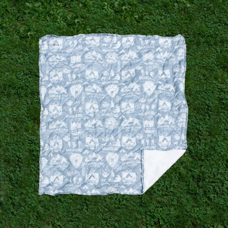 Coleman Coleman Reversible Water Resistant Nylon and Sherpa Diamond Quilted Indoor/Outdoor Throw/Picnic Blanket