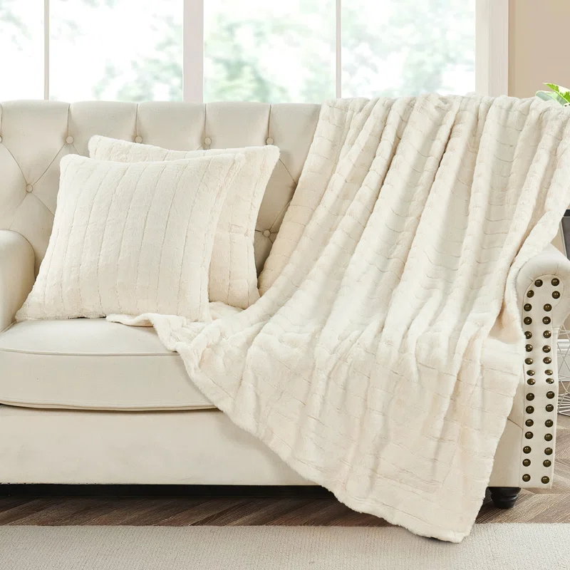 Home Soft Things Luxury Rabbit Faux Fur Throw Blanket