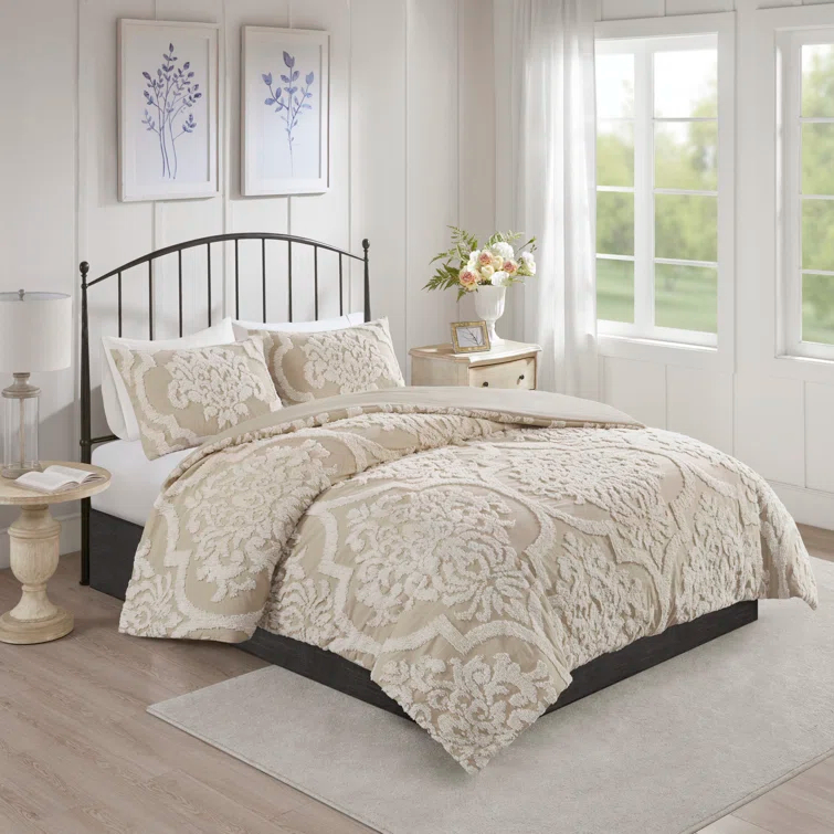 Madison Park Viola Tufted Cotton Chenille Damask 3 Piece Comforter Set