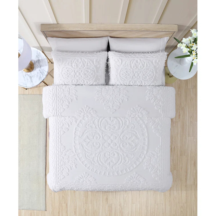 Beatrice Home Fashions Medallion Cotton Farmhouse / Country Quilt