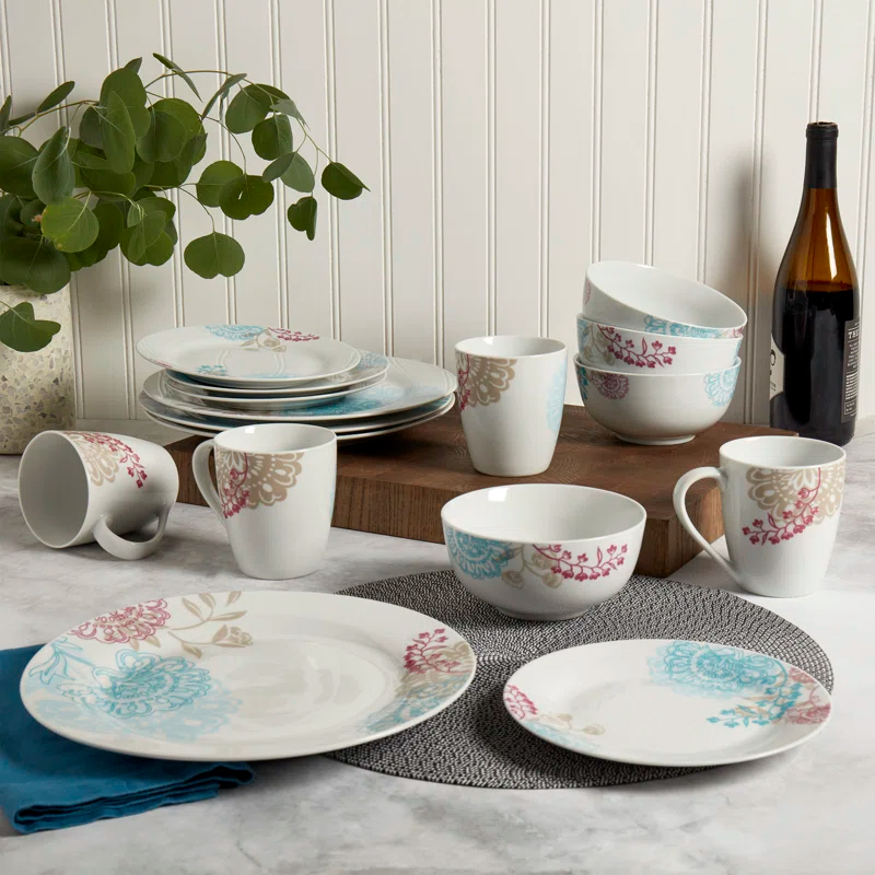 Tabletops Gallery 16 piece Dinnerware Set Emma