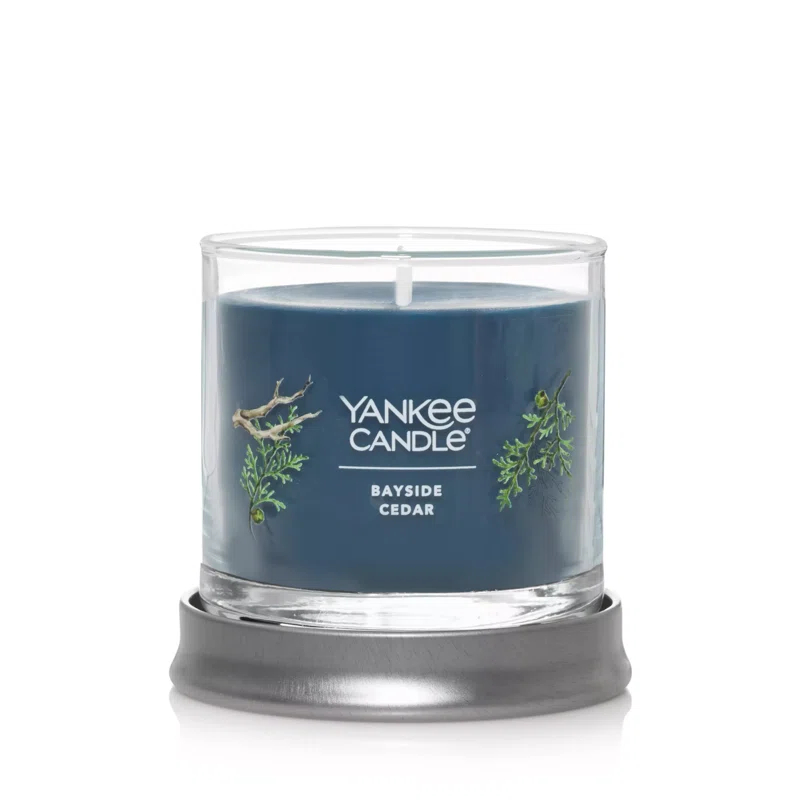YANKEE CANDLE Signature Bayside Cedar Scented Tumbler Candle