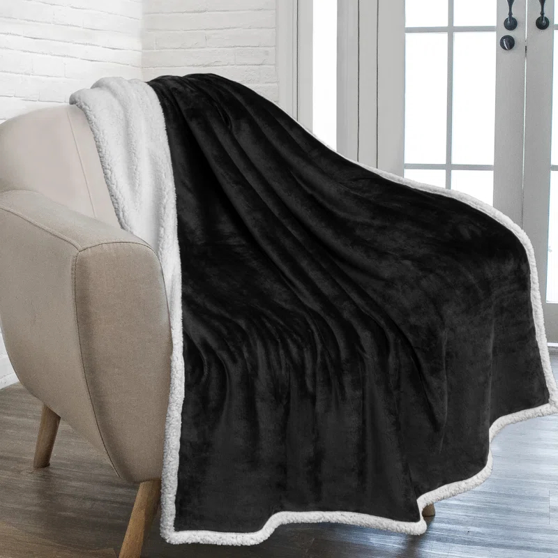 Pavilia Hand Woven Throw Blanket