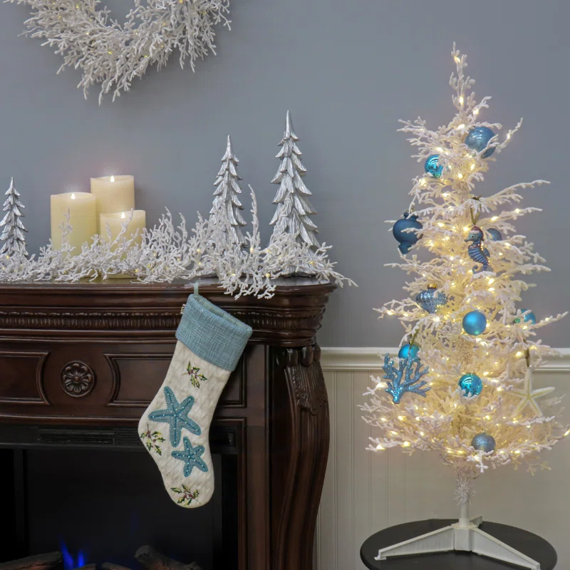 HGTV Home Collection 4' Lighted Christmas Tree with Realistic Needles
