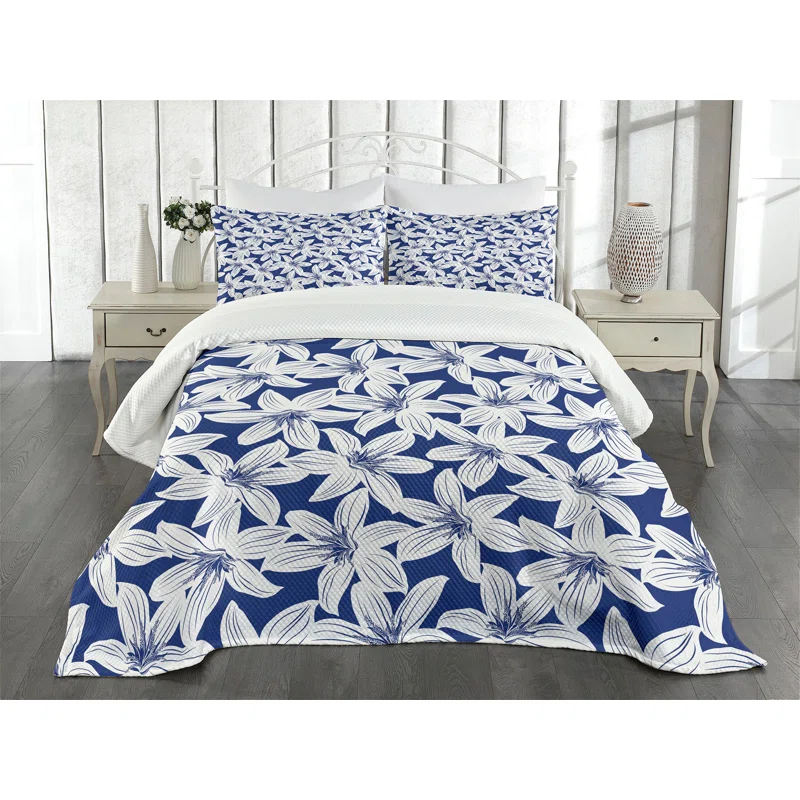 Ambesonne Ambesonne Hawaiian Bedspread Set 3 Pcs Hibiscus Flower Petals Queen White Dark Blue