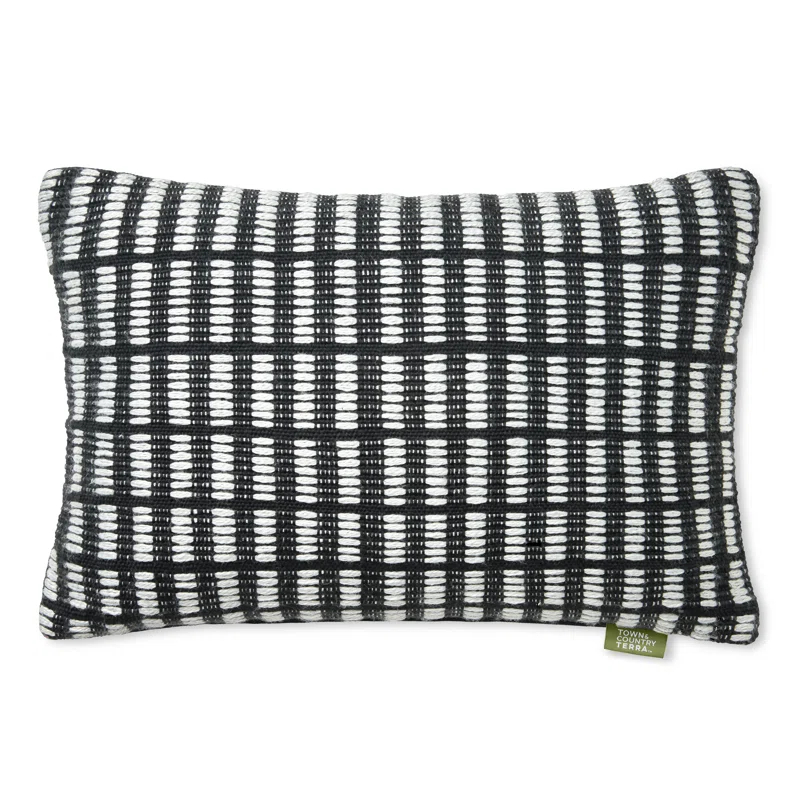 TOWN & COUNTRY TERRA Alara Solid Border Indoor Outdoor Decorative Pillow 20"x20"