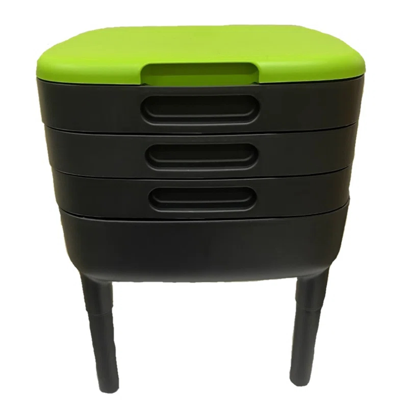 Riverstone Industries 6 Gallons Plastic Odor Resistant Worm Bin