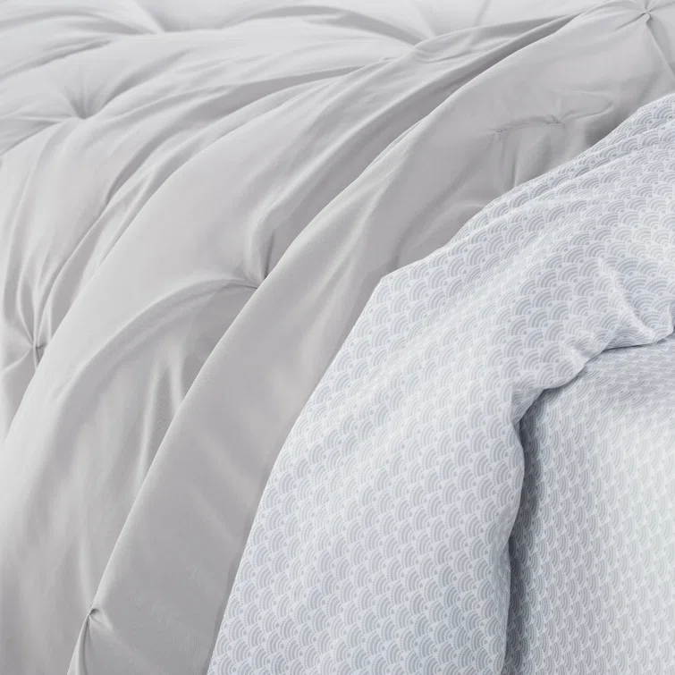 Serta Serta Simply Clean Microfiber Pleated 7 Piece Comforter Set