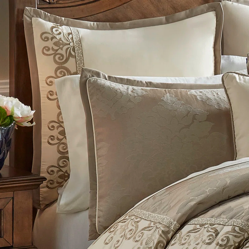 Riverbrook Home Hillcrest Comforter Set