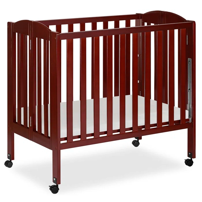 Dream On Me 2-in-1 Mini Convertible Portable Crib