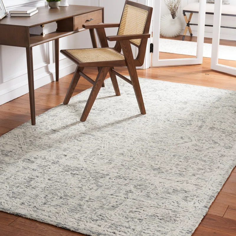 Bungalow Rose Zaher Hand Tufted Wool/Cotton Oriental Rug in Gray/Ivory