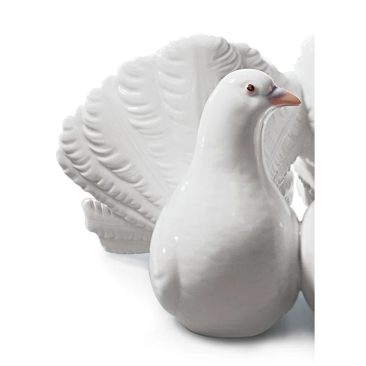 Lladro Couple of Doves Figurine