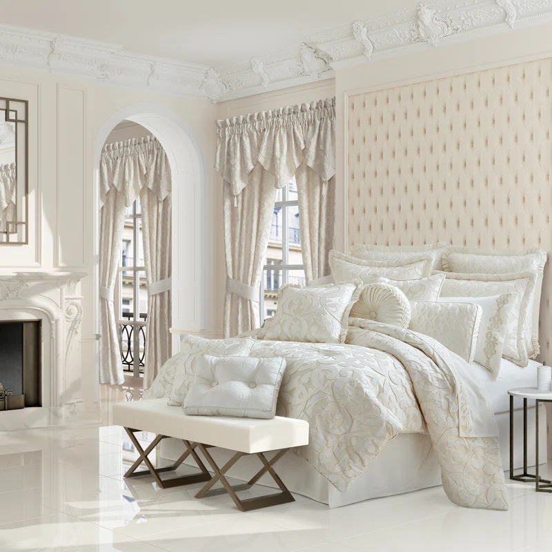 La Grande Ivory Comforter Set