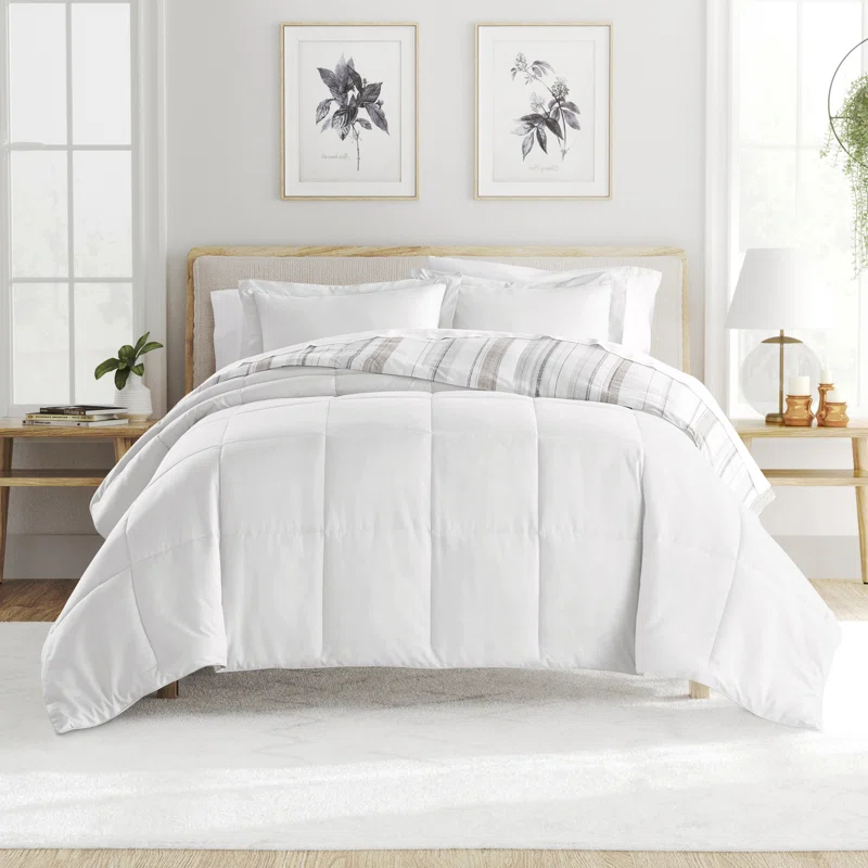 Dune All Season Down-Alternative Comforter Set in Vertical Stripe