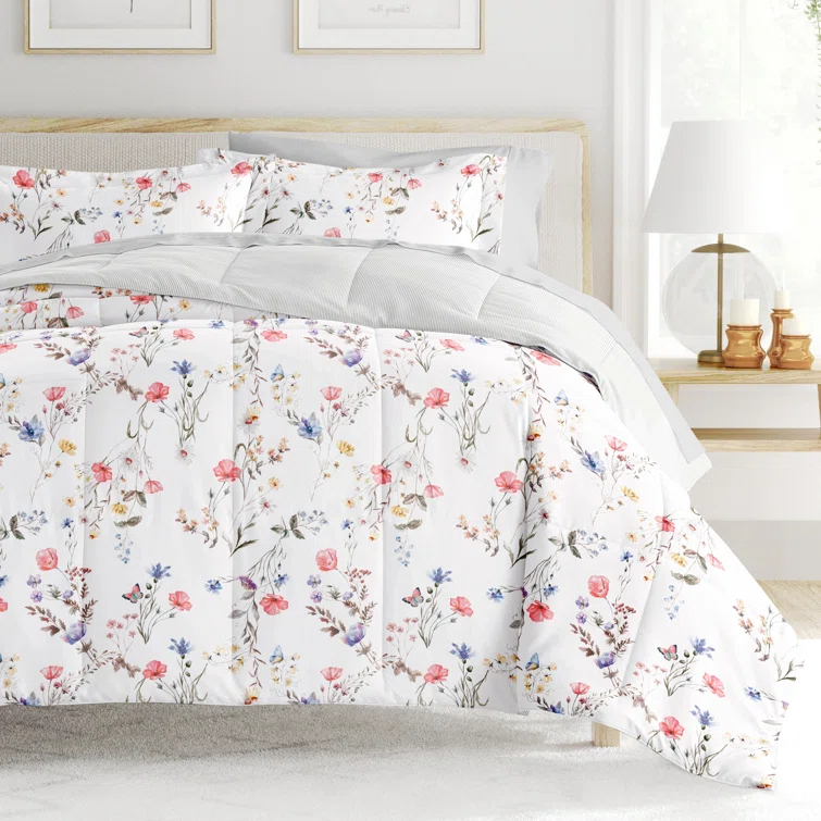 IEnjoy Home 7-Piece Bedding Bundle - Pattern Comforter and Sheet Set