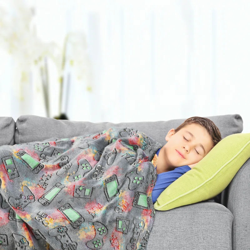 Catalonia Catalonia Glow in The Dark Throw Blanket for Kids