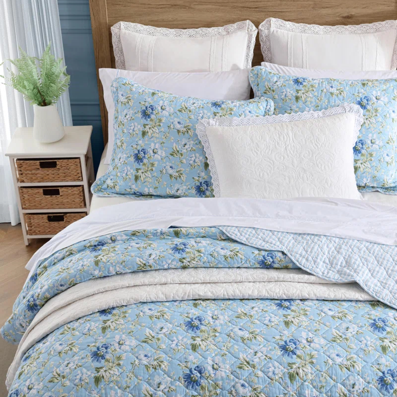 Standard Cotton Reversible Quilt Set