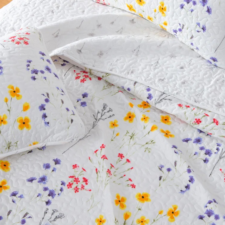 FreshFolds Bright & Colorful Tiny Floral Quilt Set with Shams