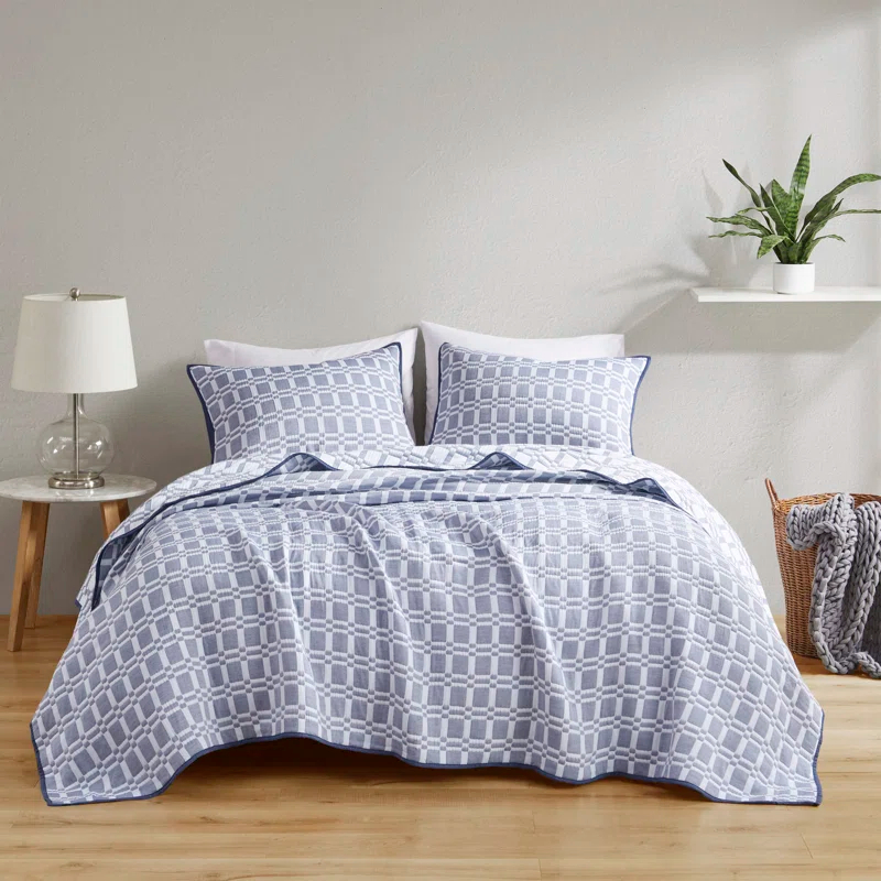 510 Design Harlow 3 Piece Reversible Matelasse Coverlet Set