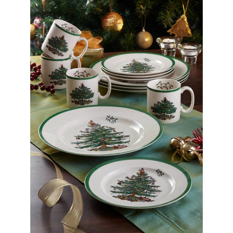 Spode Christmas Tree Dinner Plates (Set of 4)