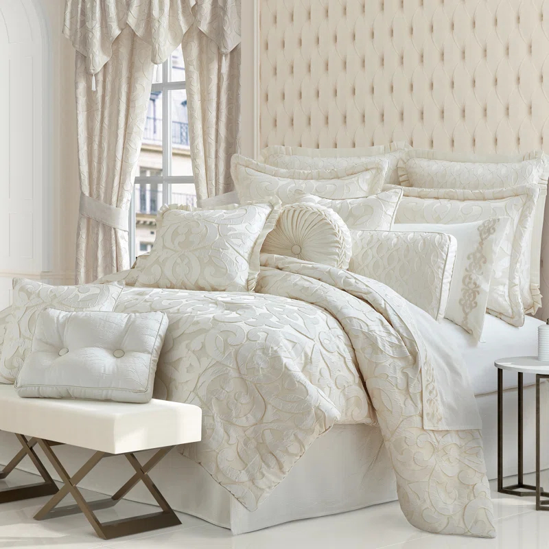 La Grande Ivory Comforter Set