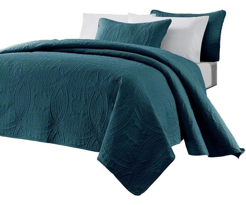 Austin Standard Geometric Shapes Coverlet Set