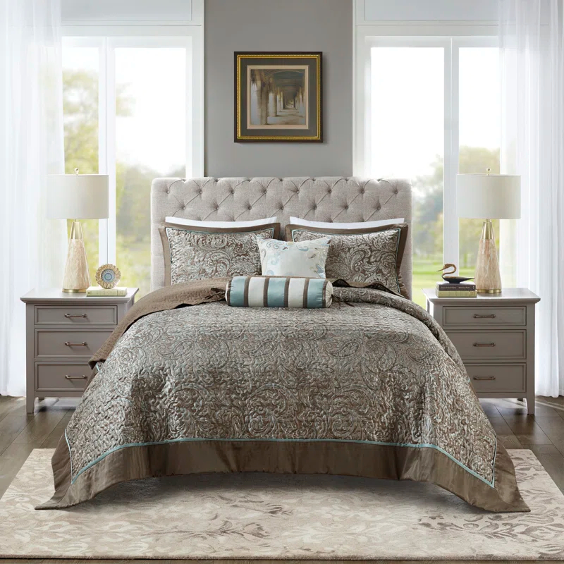 Madison Park Aubrey 5 Piece Jacquard Bedspread Set with Throw Pillows