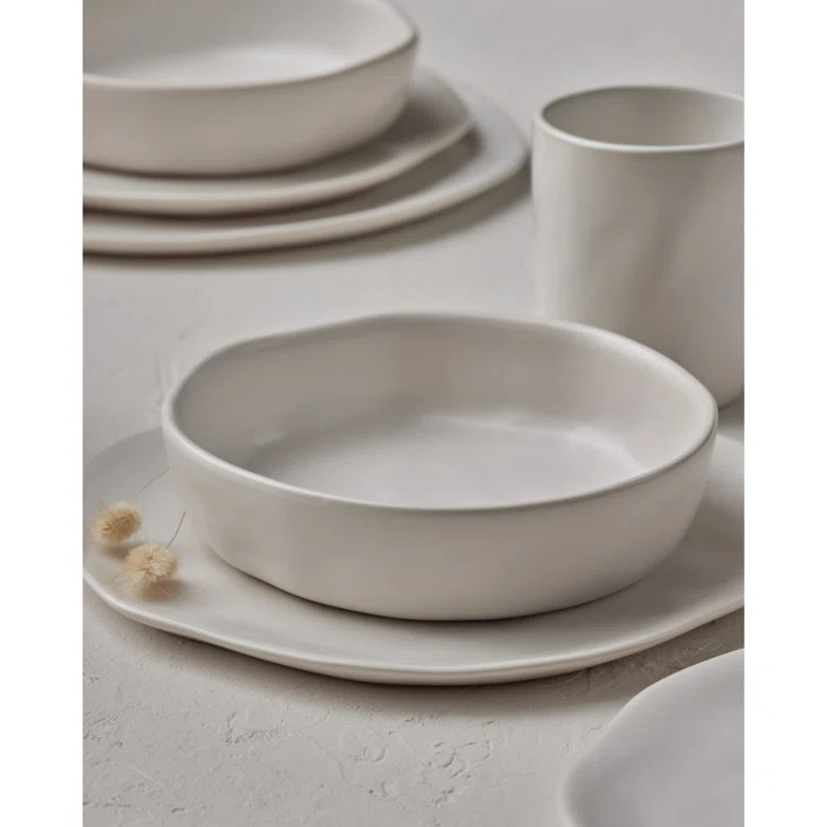 Stone by Mercer Project Hekonda 16-Piece Dinnerware Set Stoneware
