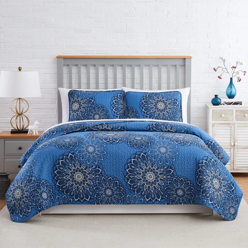 SouthShore Fine Linens Midnight Floral Blue Microfiber Quilt Set