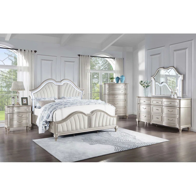Willa Arlo™ Interiors Swampscott 5-piece Eastern King Bedroom Set Silver Oak