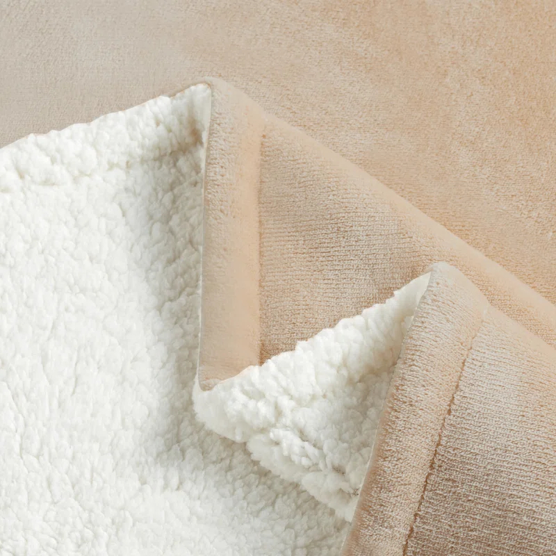 ArkwrightLLC Host & Home Reversible Warm Plush and Fluffy Sherpa Blanket