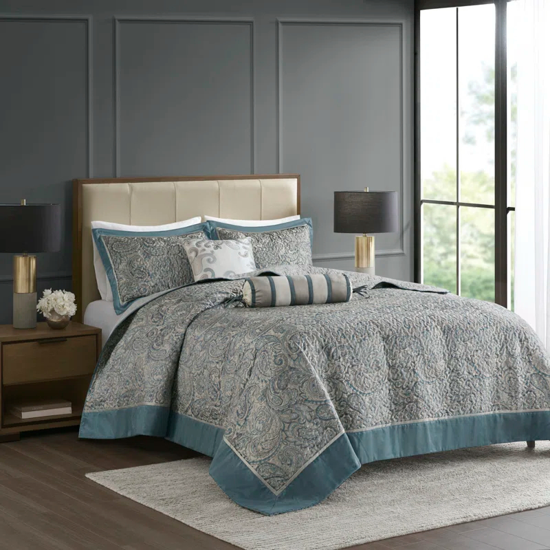 Madison Park Aubrey 5 Piece Jacquard Bedspread Set with Throw Pillows