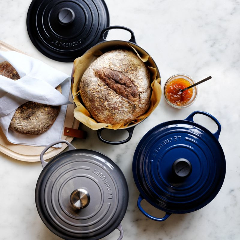 Le Creuset ® Signature 7.25-Qt. Licorice Black Enameled Cast Iron Dutch Oven